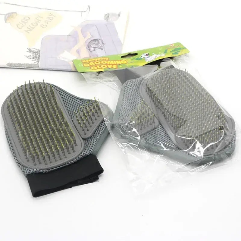 Fur-Free Glove - velcro closure detail